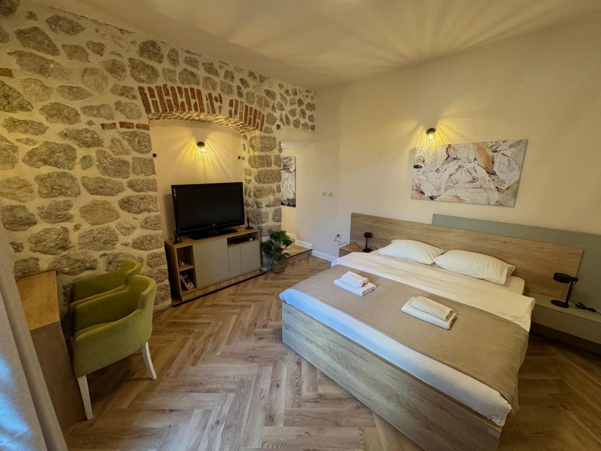 Apartments Marilu Котор Екстериор снимка
