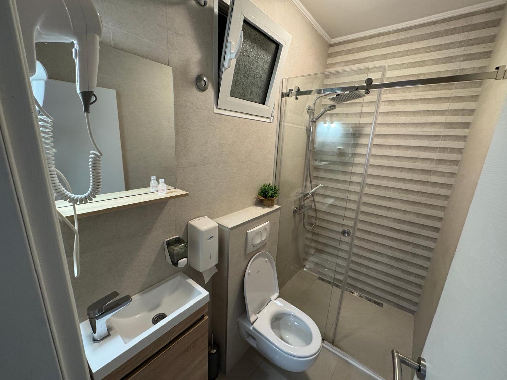 Apartments Marilu Котор Екстериор снимка